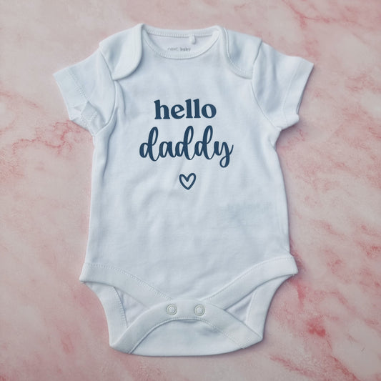 Pregnancy Announcement Onesie - 'Hello Daddy'