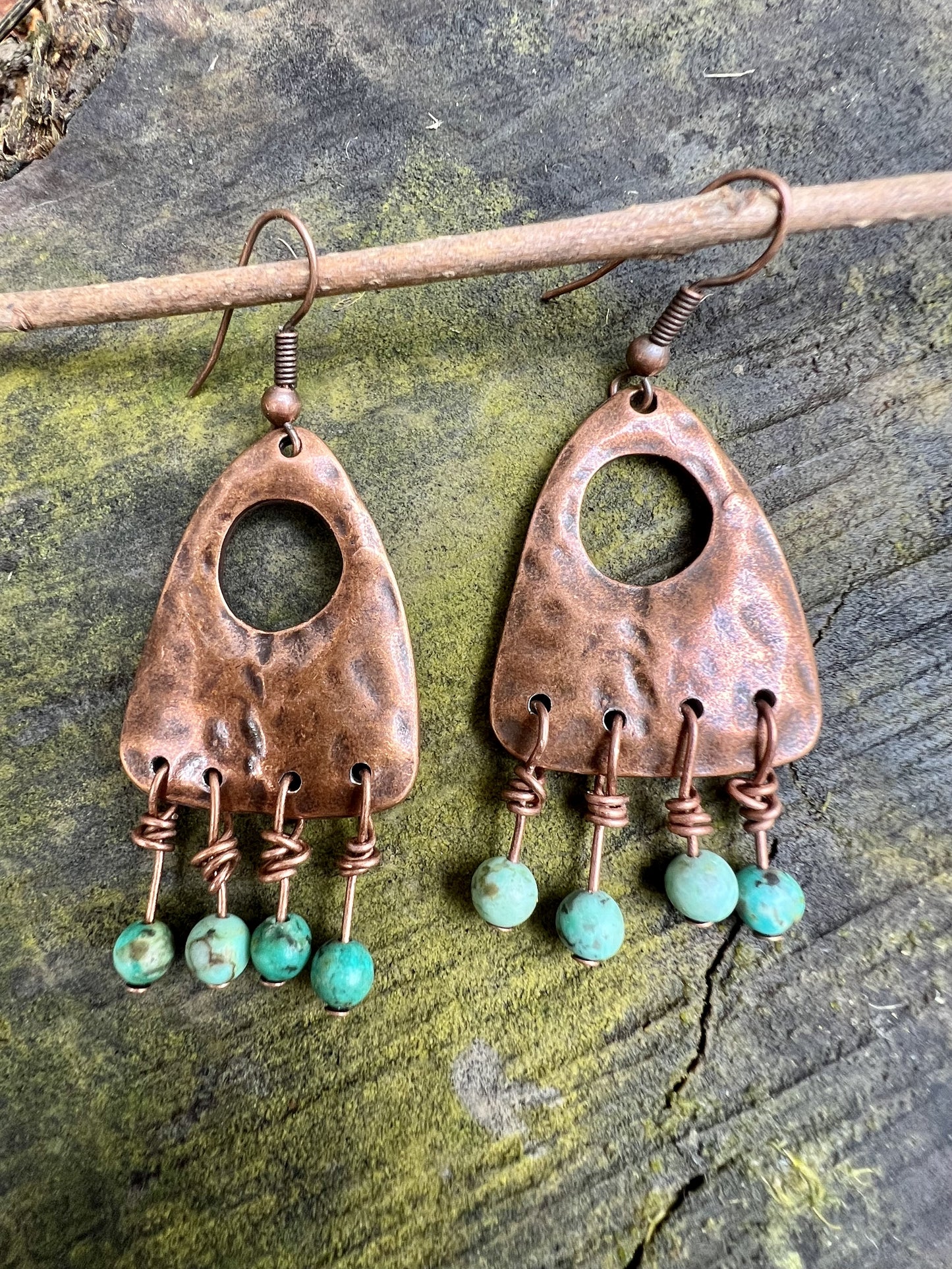 Copper door earrings with 4 African turquoise beads